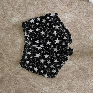 Heartbreaker fuzzy pajama shorts with star print